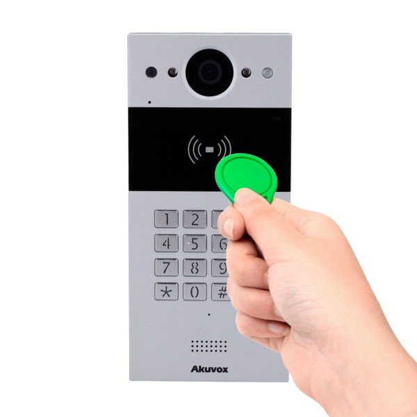 Comprar AKUVOX AK-R20K-L Videoportero IP en superficie - Cámara 2 Mpx | Audio bidireccional - Apertura con tarjeta EM/MF, NFC y 