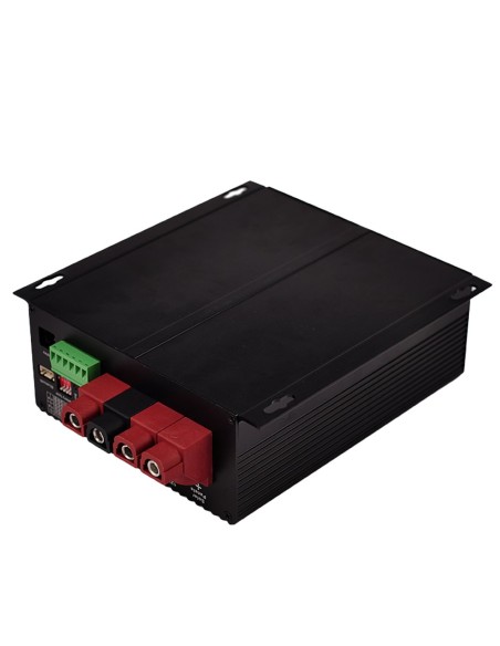 OEM BS-126030 Carregador de bateria duplo - DC e carga solar - 430W Entrada solar - Coloque a corrente até 30A - compatível c