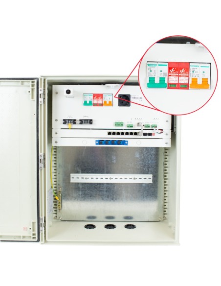 Safire SF-Box0812V-UPS-IP55 Safire - Gabinete de poliéster SMC - Dimensões externas 60x50x23cm - 8 Portragem Port | Bandej