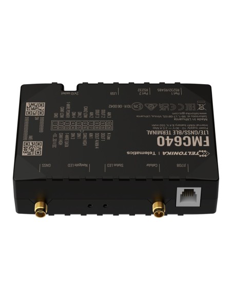 Comprar TELTONIKA TK-FMC640 Tracker profesional para vehículos - Conexión cableado interno - Instalación oculta bajo salpicadero