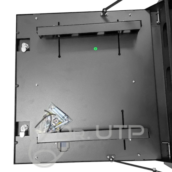 Acquista DRUTP VERTICALDVRBOX Armadio verticale per registratore e schermo con 2 chiavi, ventola e passacavi