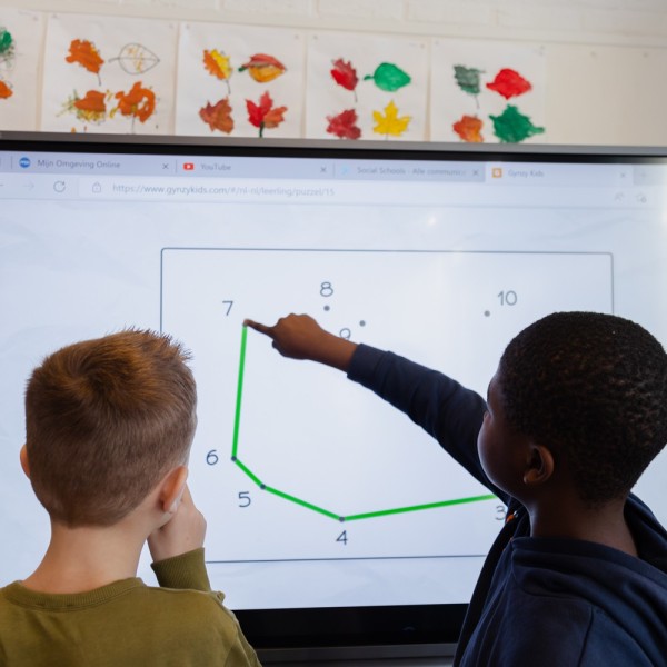 Comprar GYNZY GYN-EDU-LICENSE Licencia anual Gynzy - Plataforma educativa - Ideal para usar en monitores interactivos