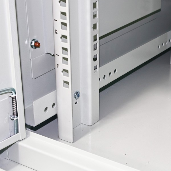 Comprar OEM RACK-9U-650-500KG-OUTDOOR Rack de suelo industrial para exterior - Capacidad de 9U para estándares de 19 pulgadas - 