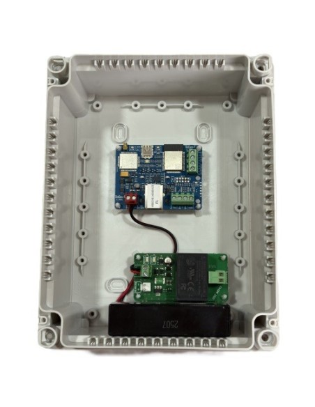 OEM SISCOM F25-F1-CFB OEM. Trasmettitore di allarmi IP/WiFi/4G/5G certificato EN54-21 con contenitore, alimentatore e batteria