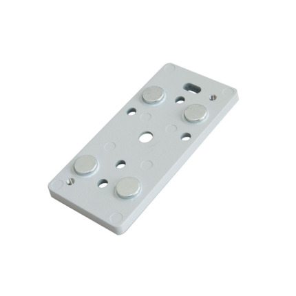 Comprar Alarmtech DEM-1096 MP 500M Placa de fijación con 4 potentes imanes para la instalación del detector DEM-682 (VD 500) en superficies de metal donde no se pueda soldar ni taladrar