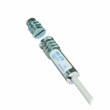 Alarmtech DEM-674 MC 275 Contacto magnético de alta seguridad con tornillo rotativo, cable de 2 m