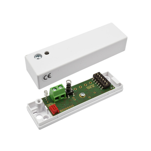 Alarmtech DEM-716 CD 475 Detector de impacto. Dos hilos independientes de polaridad para fácil conexión. 3 canales de detección,