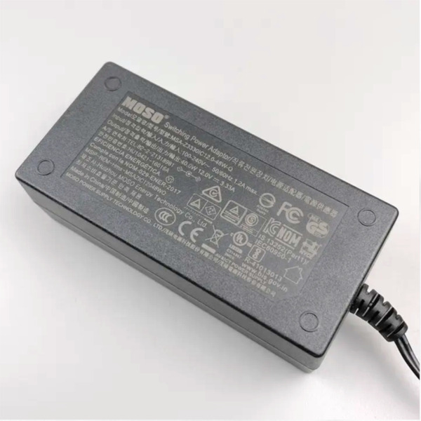 Alimentador AC/DC 12V 3.33A sobremesa (1)