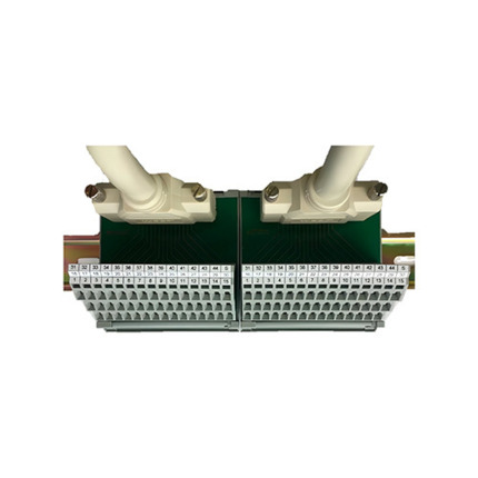 Comprar A1025A Conjunto de cables para salidas de relé equipados con bornero externo.