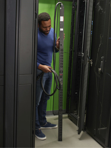 APC APDU9953 unidad de distribución de energía (PDU) 24 salidas AC 0U Negro (12)