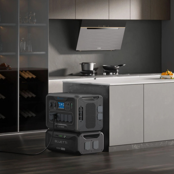 BLUETTI BL-AC300-1xB300K Kit batería doméstica Bluetti - Capacidad 2765Wh - Potencia 3000W - Salidas y formas de recarga múltipl (5)