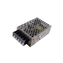 BYSECUR BSC01700 Fuente de alimentación conmutada (Transformador).Alimentación continua DC 12 V 1,3 A