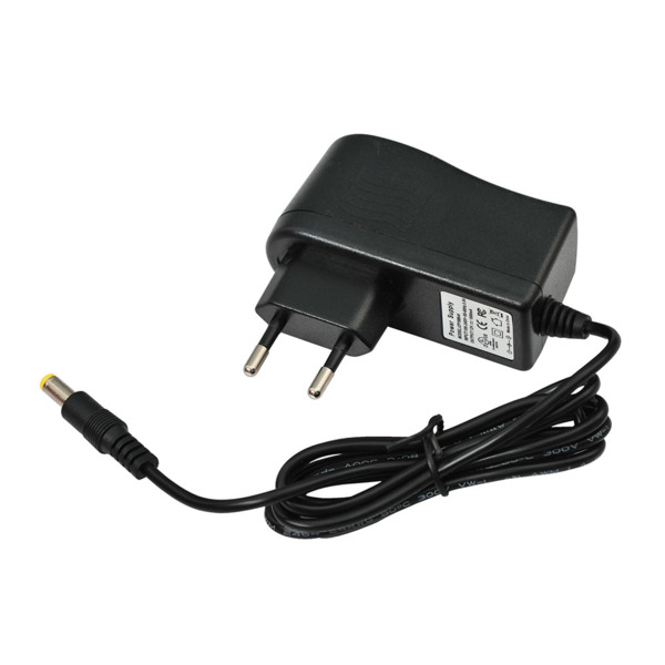 CCTV Direct CTD-614N CTD-614N Fuente de alimentación de 220V CA de entrada y 12V CC /1A de salida. Protección contra sobrecargas
