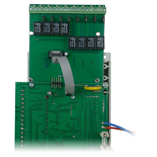 DMTECH DMT-M9000R-8 Módulo de relé convencional DMTECH - 8 salidas de relé - Hasta 3A/125VAC o 3A/30VDC - Alimentado desde la ce (1)