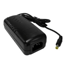 DrUTP DR-UTP-DC12-5A-D Alimentador AC/DC 12V 5.0A Estabilizado Sobremesa