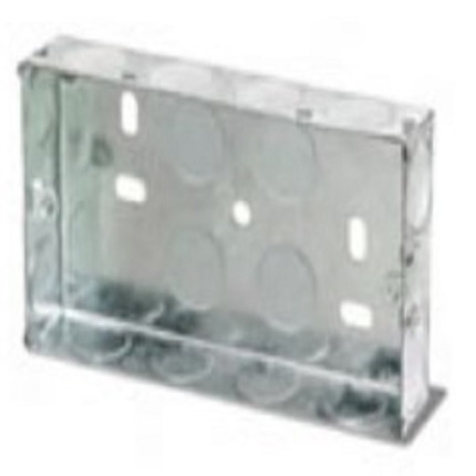 Comprar FC470FMB Caja de montaje acero inoxidable. Dimensiones: 132 x 72 x 26mm.