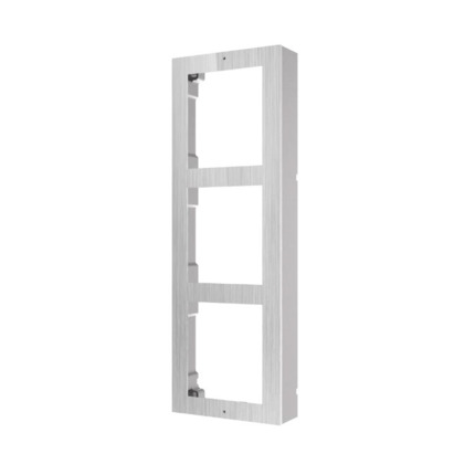 Comprar Hikvision HIK-399 DS-KD-ACW3/S Marco HIKVISION para 3 módulos de videoportero. Permite el montaje en superficie de tres módulos de videoportero. Contiene tapa y marco de instalación.