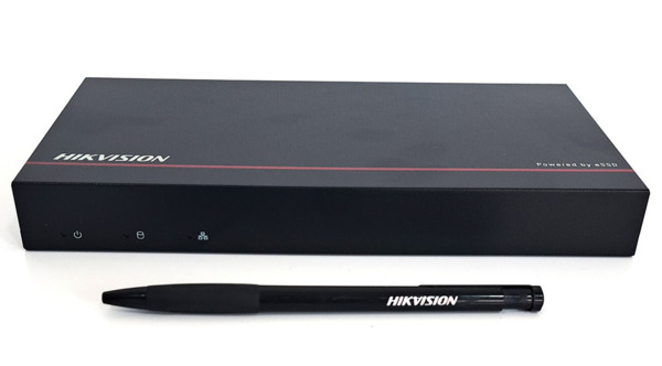 HIKVISION VALUE DS-E08NI-Q1/8P(SSD 1T) Grabador NVR para cámaras IP 8CH 4MP 8CH PoE Disco sólido eSSD 1 TB incluido (3)