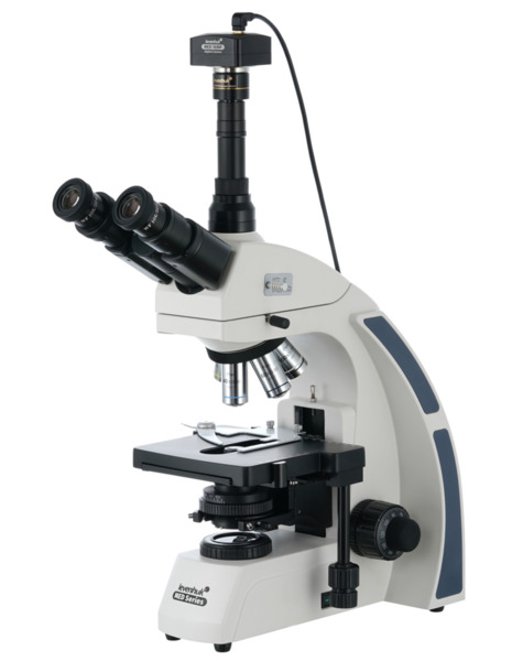 Microscopio trinocular digital Levenhuk MED D40T