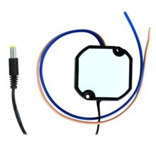 OEM DC1220-W Alimentador electrónico - 12 V / 2000 mA - Reducidas dimensiones - 61(Al) x 59(An) x 30(Fo) mm - Estabilizado - IP6