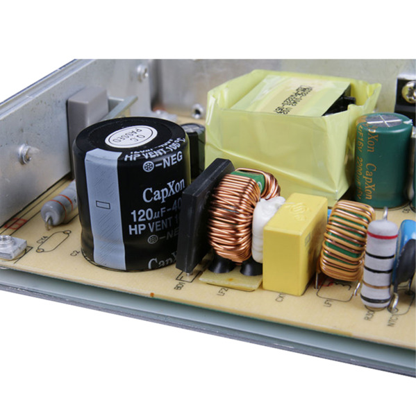 OEM PD-60-12 Fuente de alimentación conmutada - Entrada AC 200~240 V - Salida DC 12 V / 5 A (60W) - Salida regulable 10.5 ~ 13.5 (1)