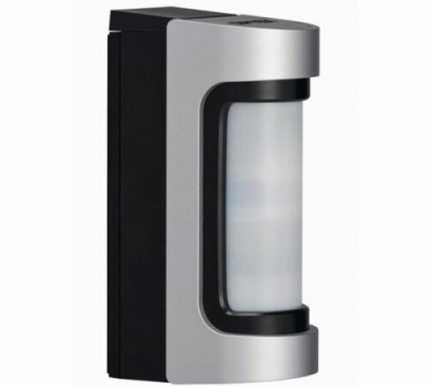 Comprar VXS-RAM Detector con doble PIR autoalimentado para exteriores con antienmascaramiento. Cobertura 12 m /90º. Pilas no incluidas.