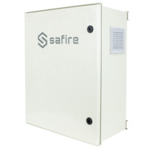 SAFIRE SF-BOX0812V-UPS-IP55 Safire
 - Armario de poliéster SMC - Dimensiones exteriores 60x50x23cm
 - Switch de 8 puertos | Band