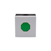 STI SS3 7G04 Pulsador SS3. Carcasa blanca, botón verde. Enclavable.