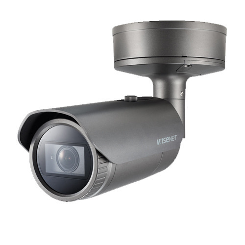 XNO-8080R Cámara bullet IP 5Mpx, óptica motorizada 3.7-9.4mm, IR 50m con ICR, H.265, WDR, 2 ranuras SD, IP66, NEMA4X, IK10, PoE/