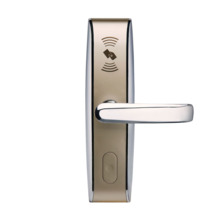 ZKTeco ZK-57 LH4000-R Cerradura electrónica de hotel con RFID. Maneta orientada hacia la derecha. Con tecnología de tarjeta avan